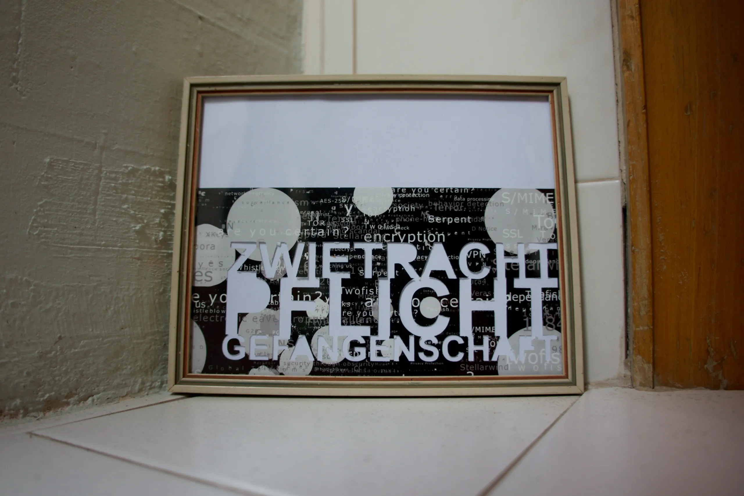 Pflicht by Dominik Jais - an artwork about the Snowden incident