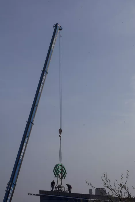 A crane taking down the N-symbol from the former Norris bank in Essen A crane taking down the N-symbol from the former Norris bank in Essen