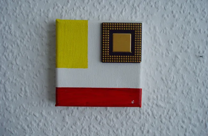 Prozessor im Garten, Chipart by Dominik Jais